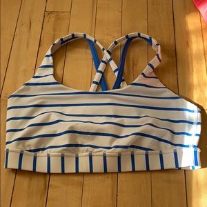 Lululemon sports bra